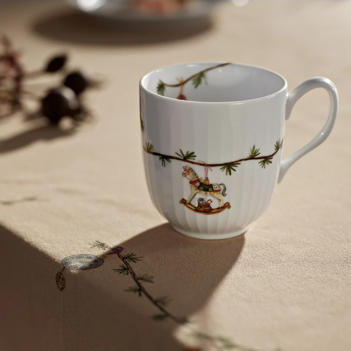 Kähler Design - Hammershøi Christmas 2025 Becher mit Henkel, 33 cl, weiss