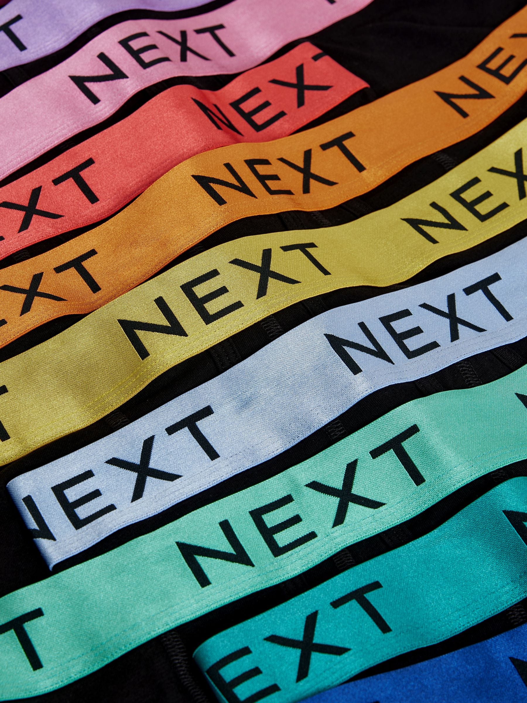 Zwart met felgekleurde glanzende taillebanden - Standaard - 10 Boxershorts zonder plooi