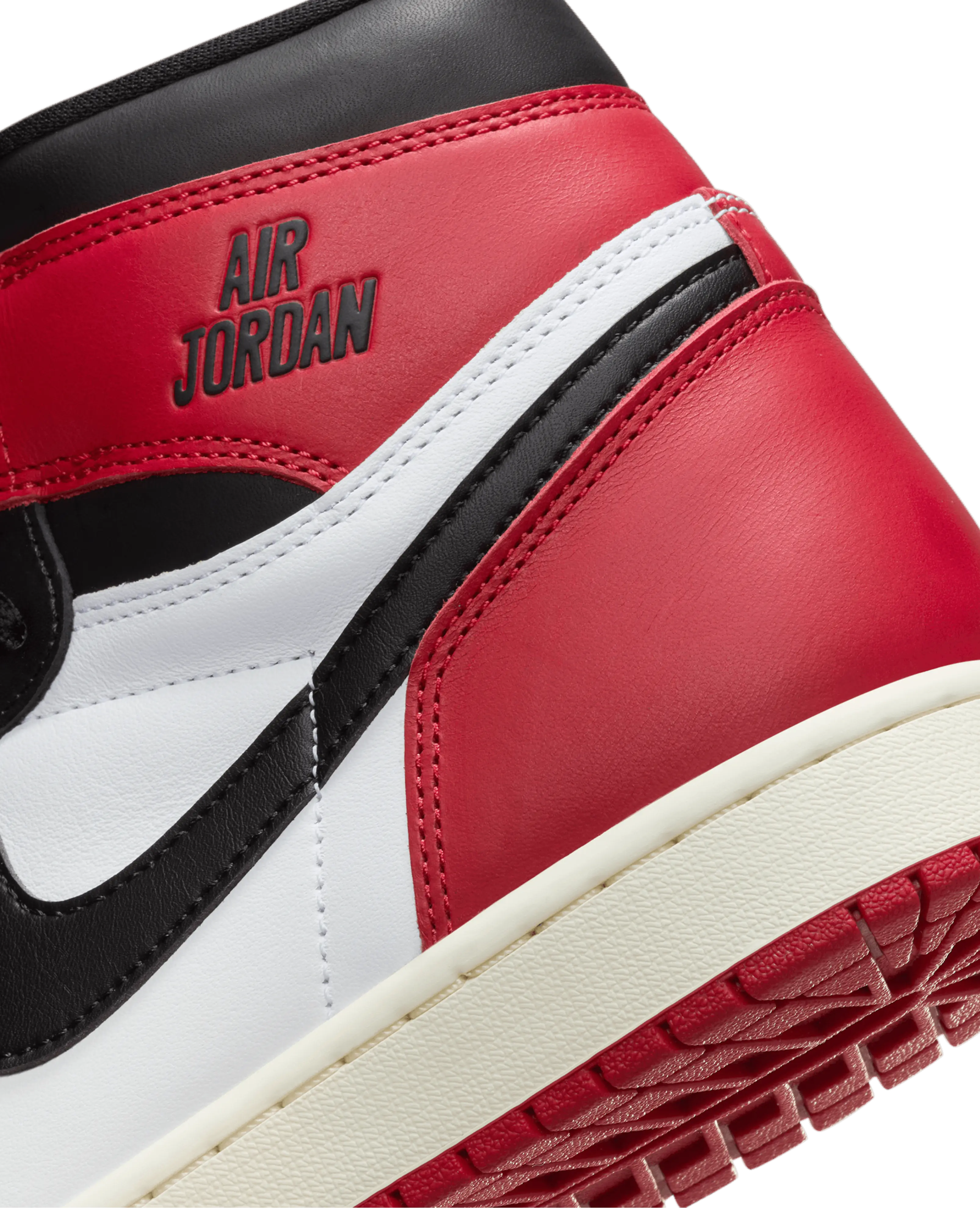 Air Jordan 1 Retro High OG 'Black Toe'