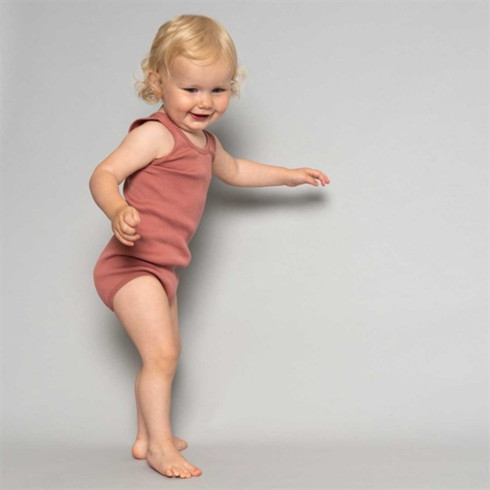 Bornholm Body Antique Red - Minimalisma → Luksusbaby.dk