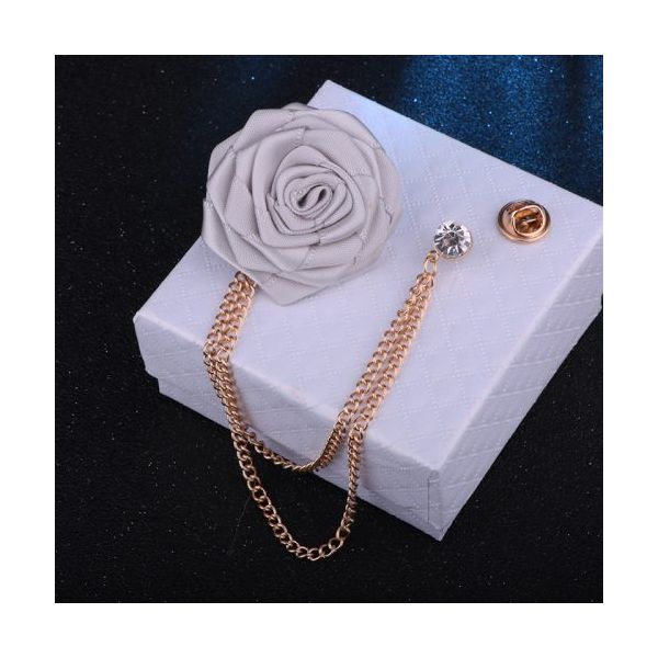 Coisas de Homem Rosa de Lapela com Corrente Cinza (rosa_cinza_corrente)