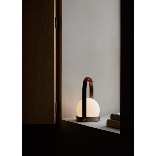 Audo Carrie LED Lampe, Bruneret Messing
