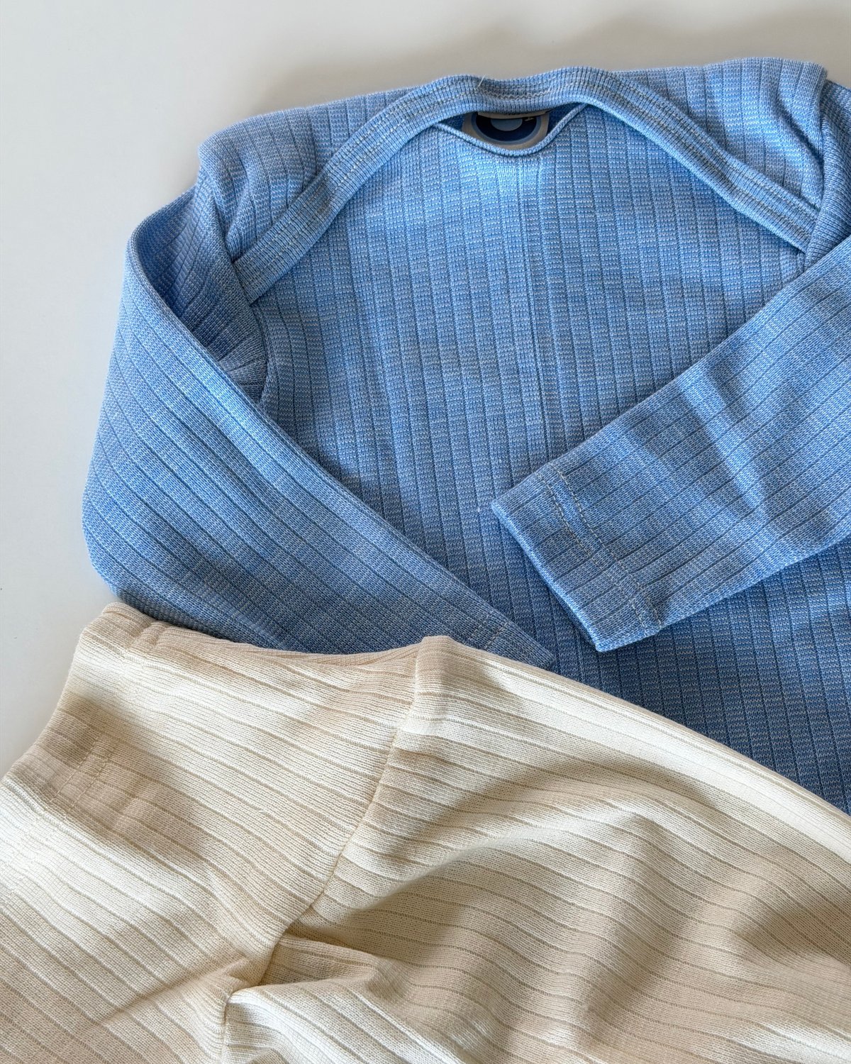 Bukse Rib m/ høyt liv – 45% Bomull, 35% Merino, 20% Silke – Ubehandlet Ull