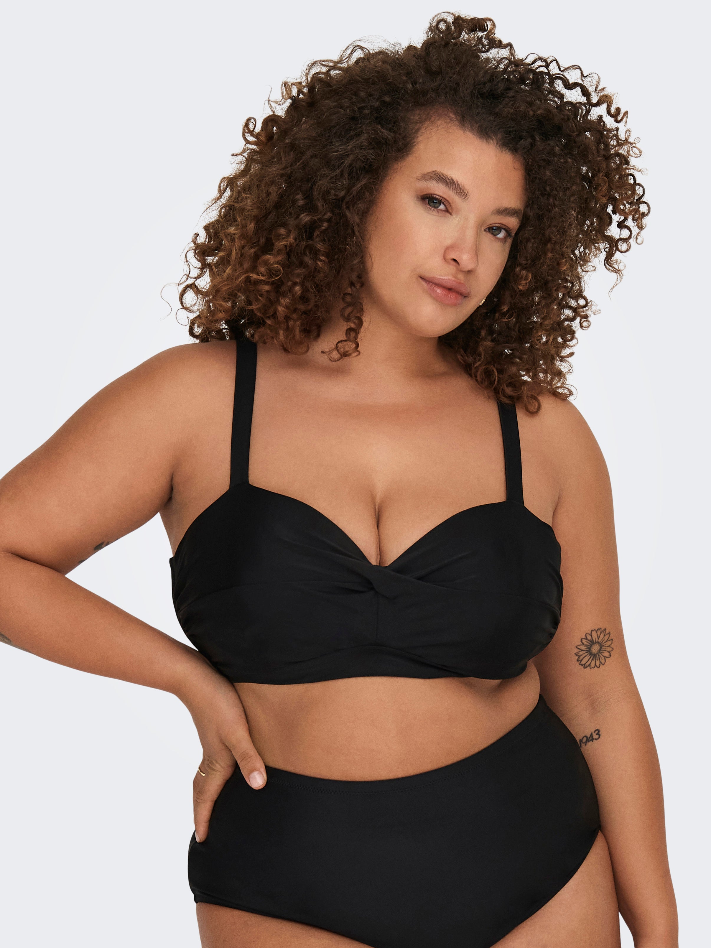 CARSOPHIA Bikini-Oberteil Black