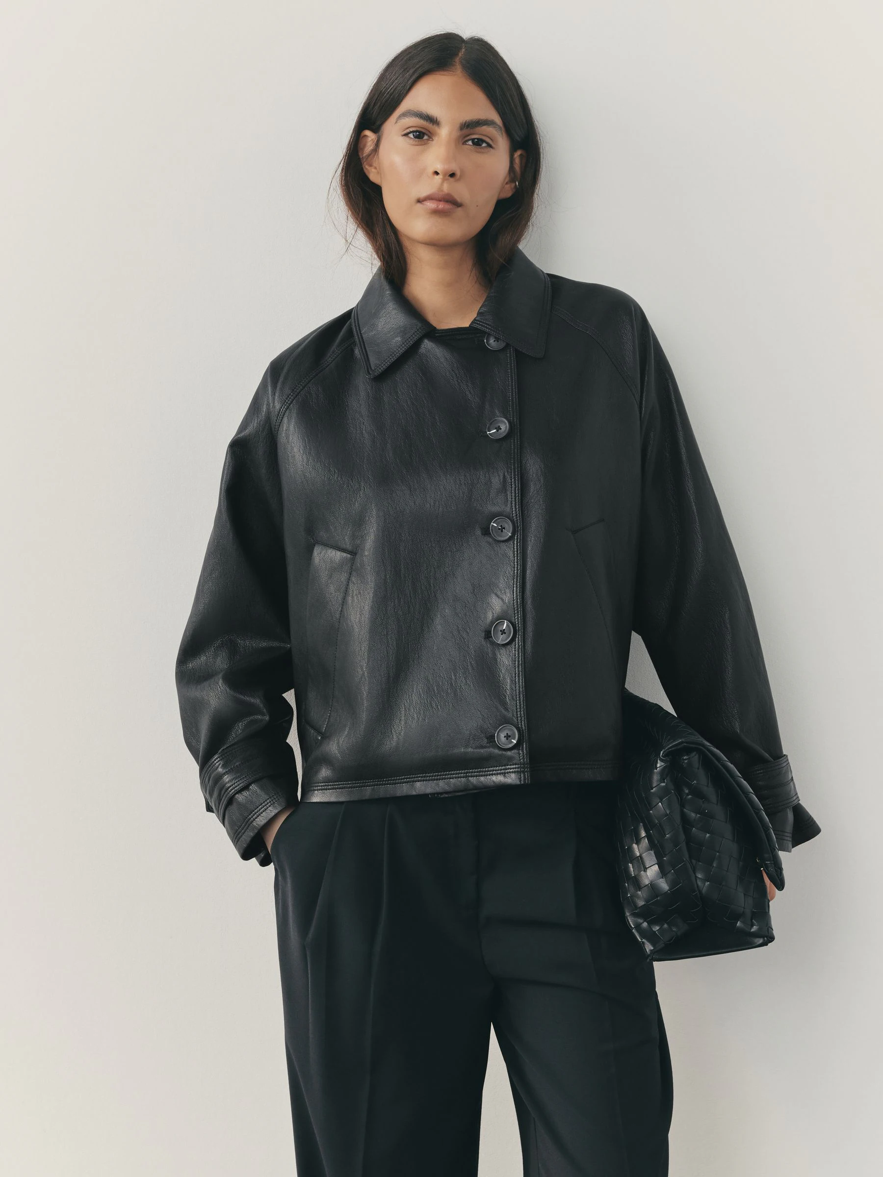 Zwart - Nothing Ordinary Faux Leather Short Trench Jacket