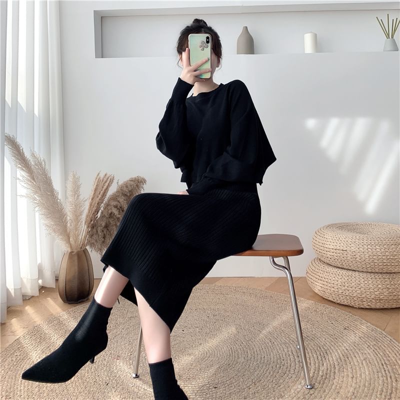 Lewwe - Set: effen cropped trui met ronde hals + mouwloze V-hals geribbelde midi-jurk met mantelbreisel