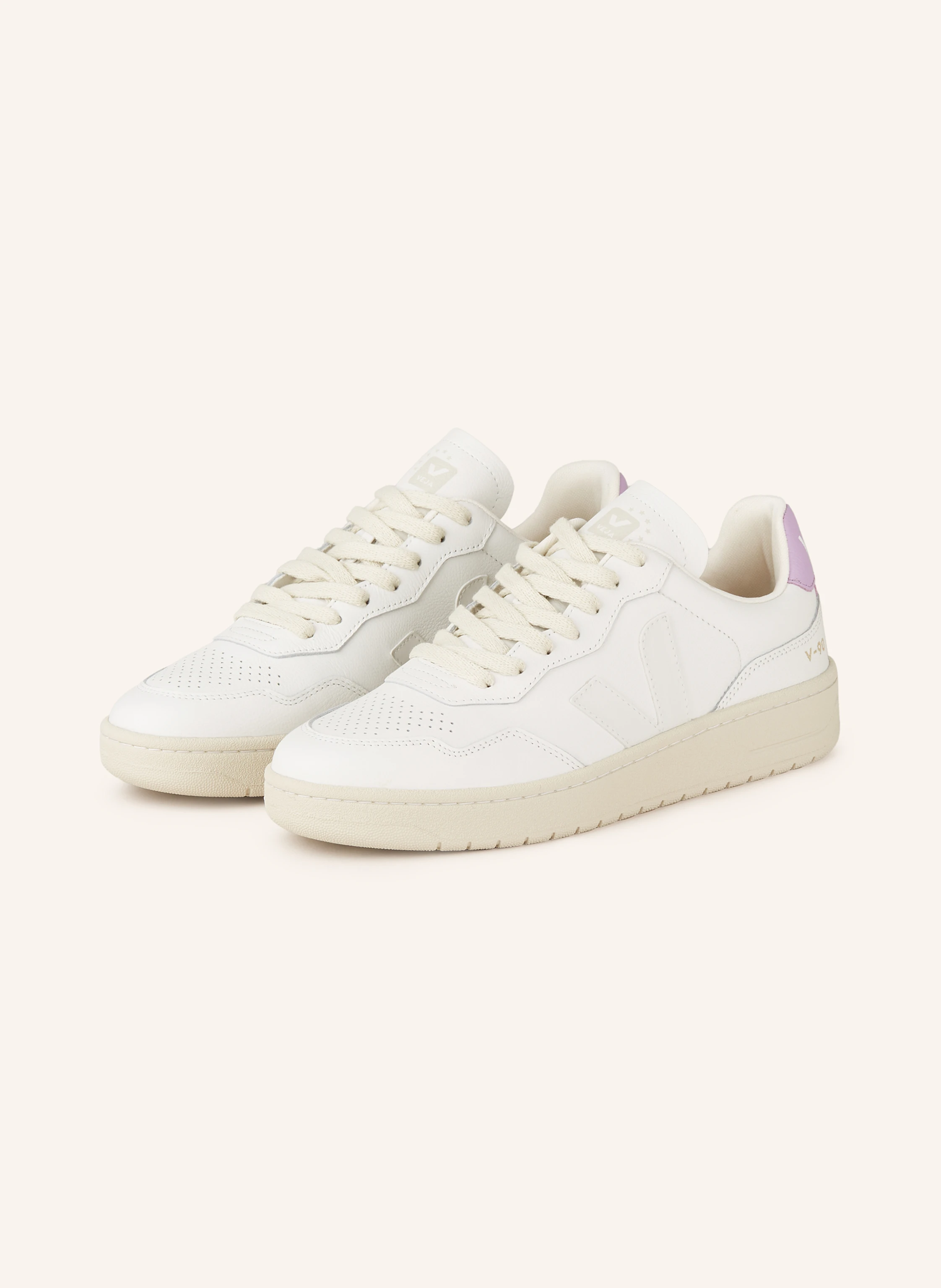VEJA Sneaker V-90