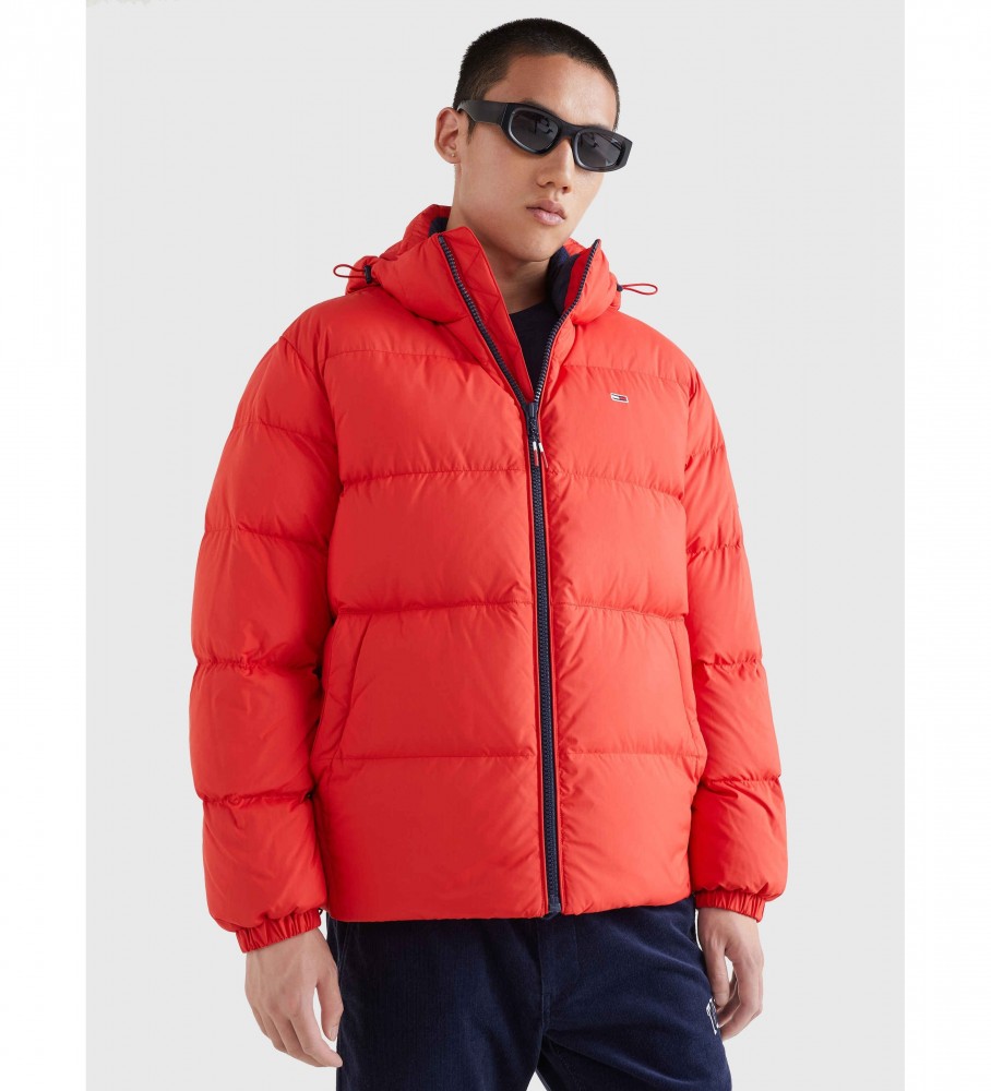 Jaqueta Tommy Jeans Recycled cor ameixa com capuz vermelho