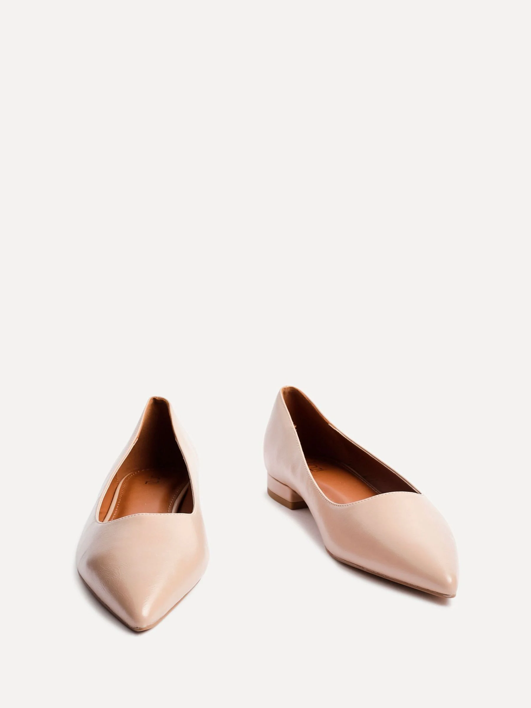 Licht beige - Linzi Orian Pointed Toe Ballet Flats