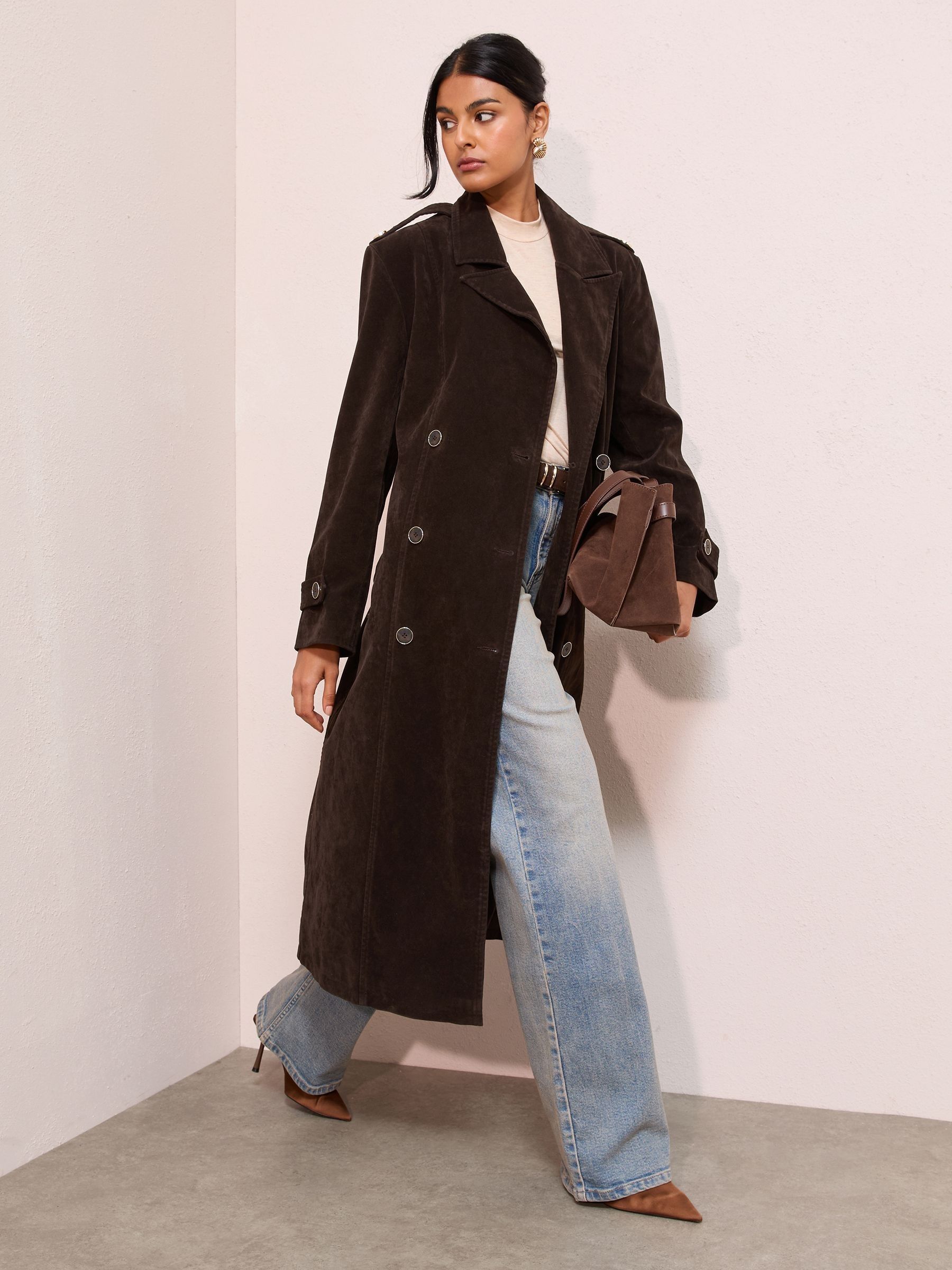 Friends Like These Imitatiesuède Maxi Trenchcoat Met ceintuur