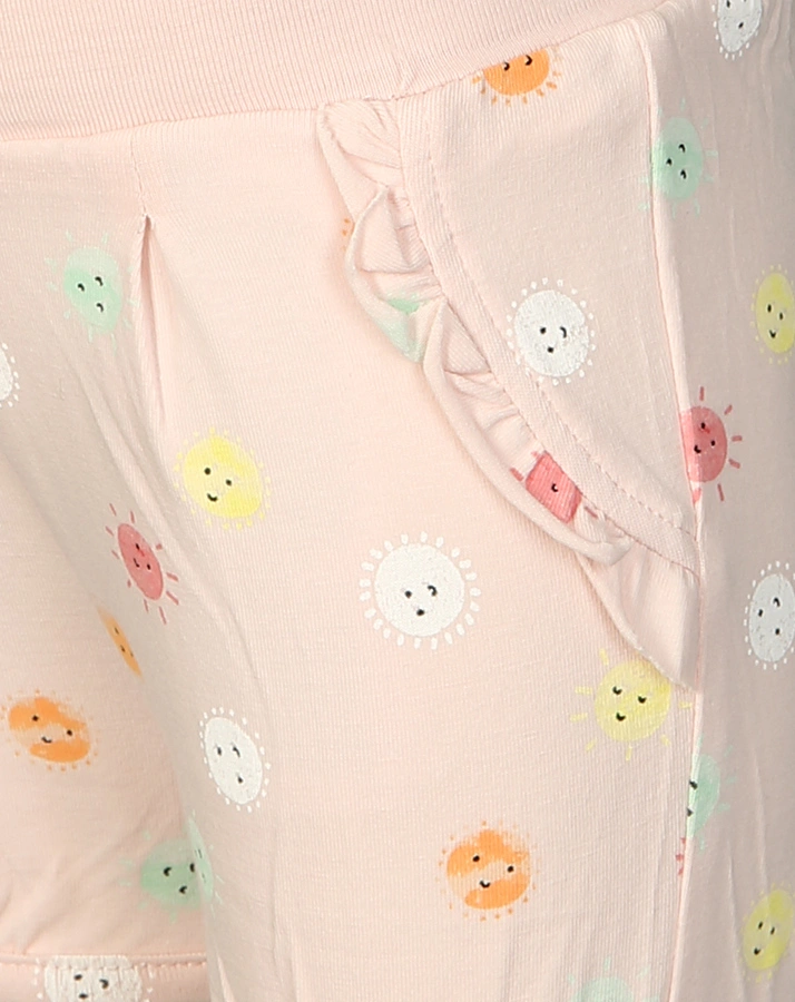 T-Shirt NBFJASMIN mit Shorts in pastellgelb/rosa