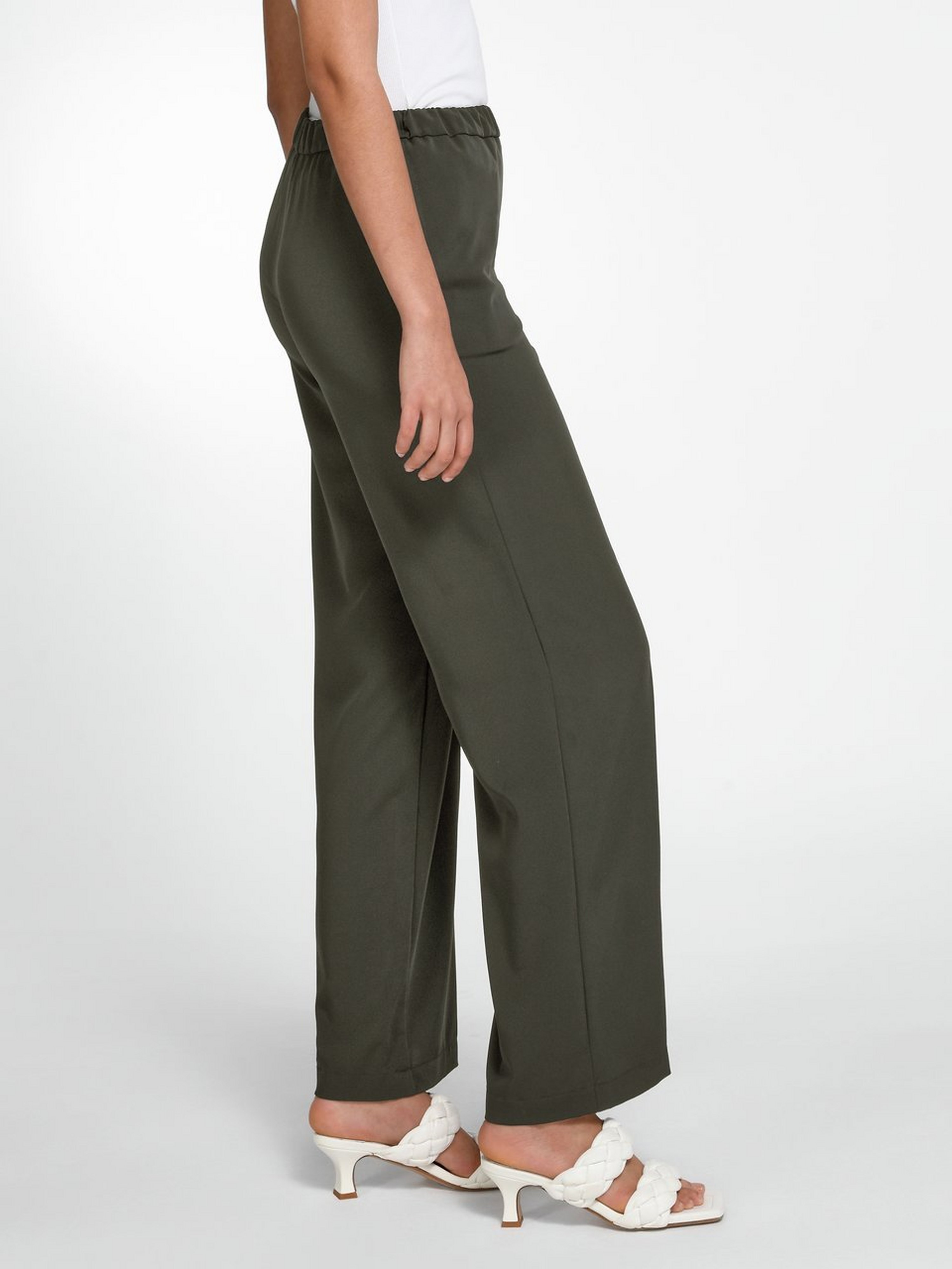 Hose Passform Cornelia