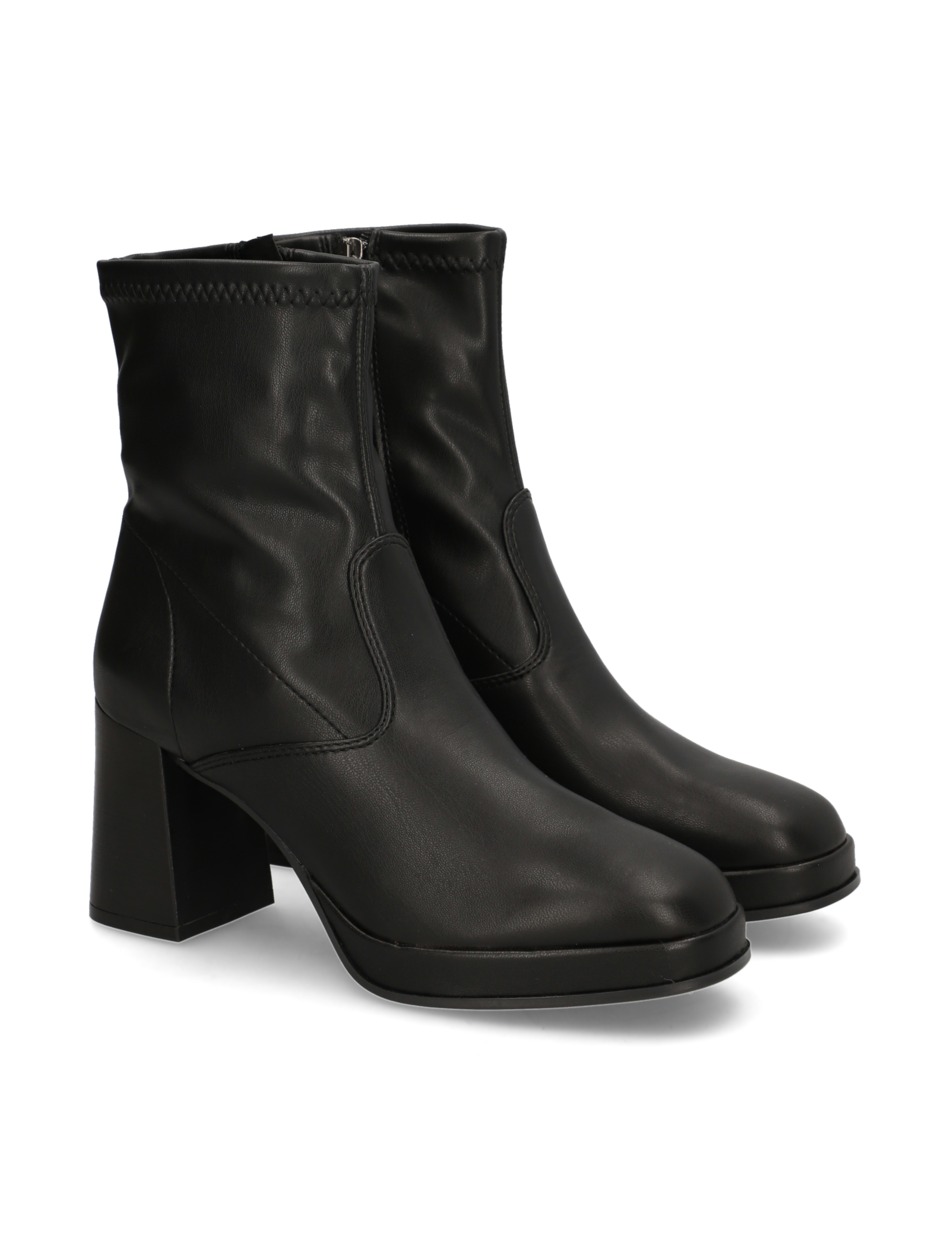 Stiefelette