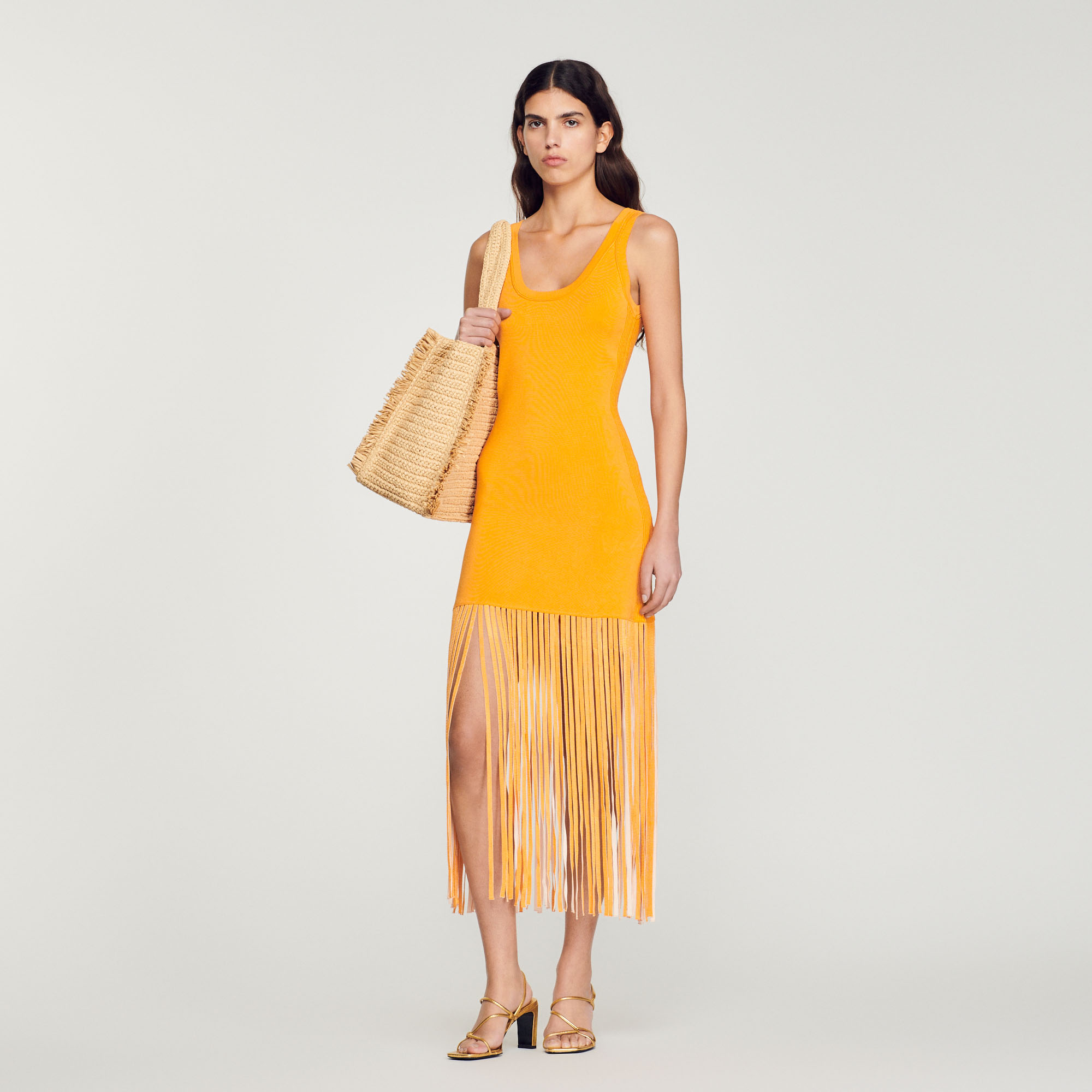 Robe en maille frangee