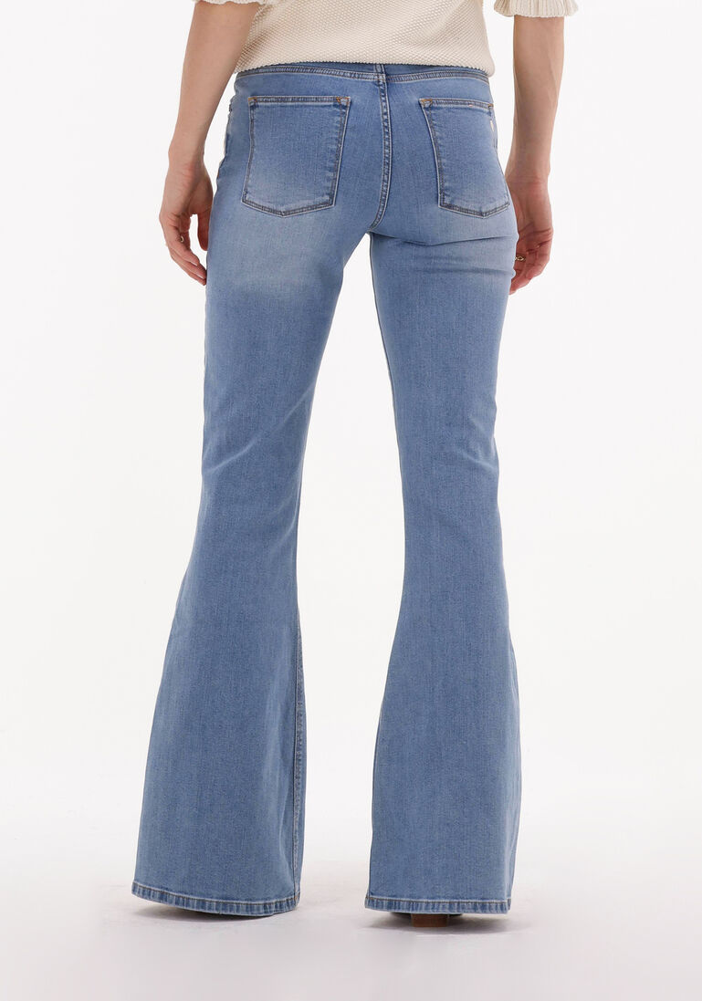 FABIENNE CHAPOT lichtblauwe fabienne chapot flared jeans eva extra flare jeans