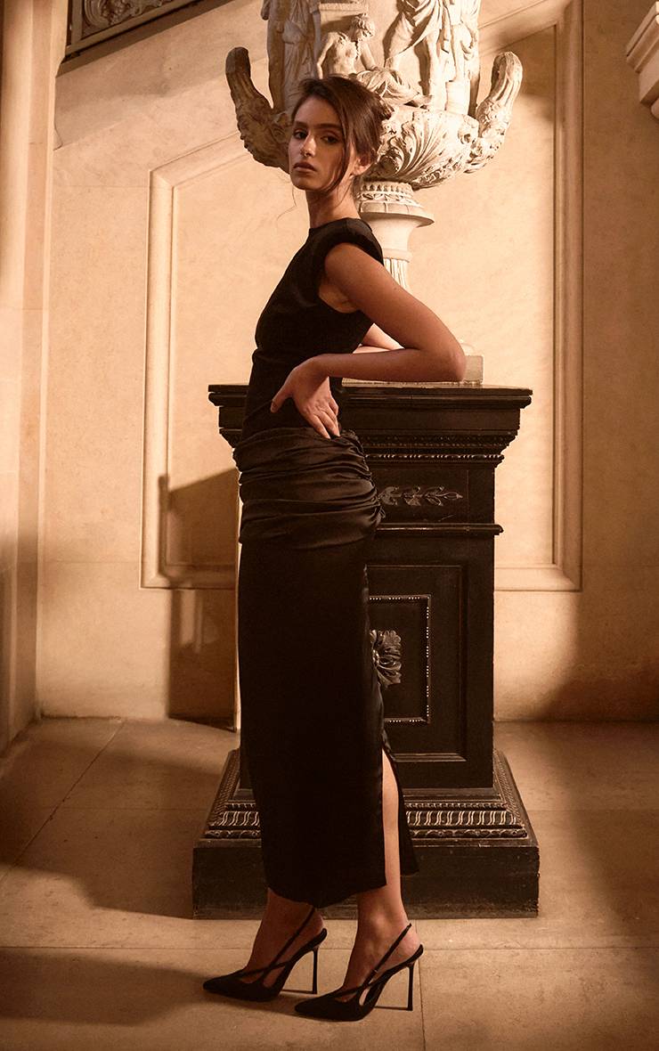 Noir Robe Mi-longue En Satin Froncé À Épaules Marquées En Velours PLT Label