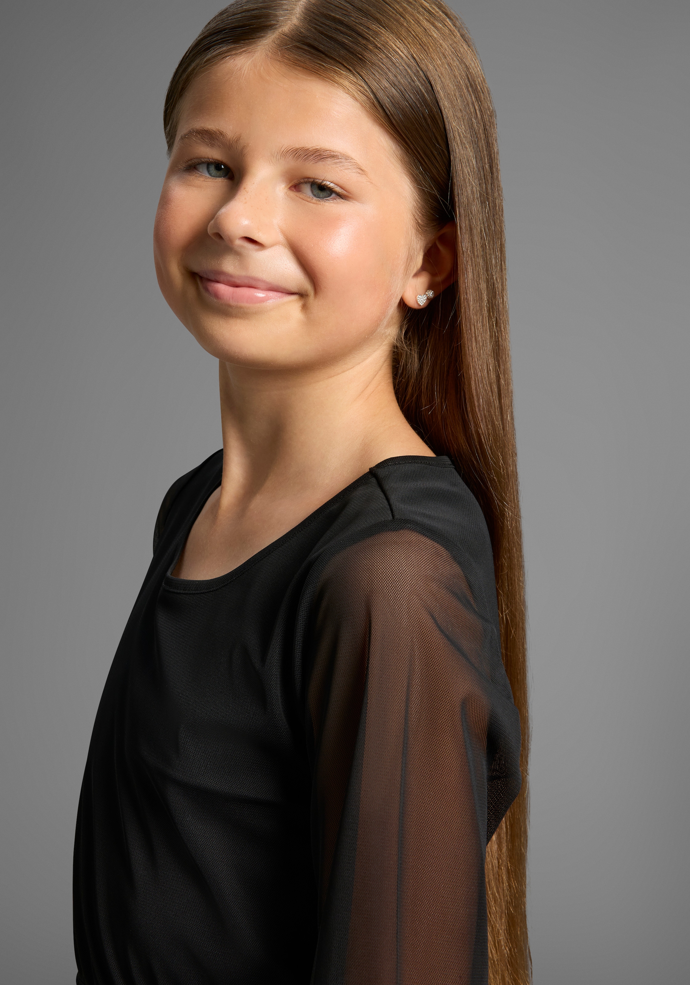 Bruno Banani Jerseykleid »Meshkleid mit transparenten Ärmeln für festliche Anlässe« Für TEENS. Shirtkleid mit Chiffon