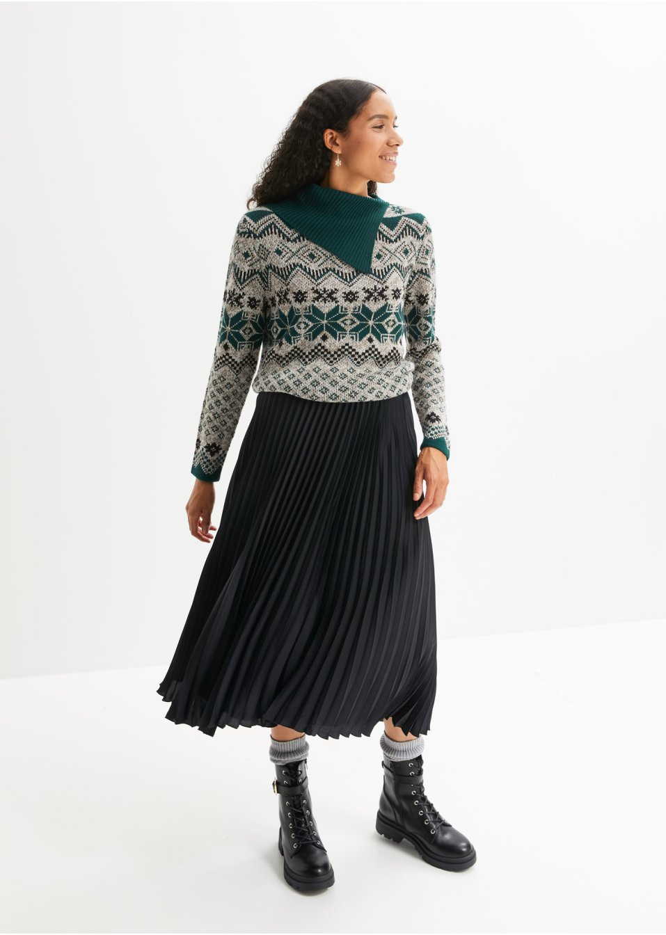 Pull à col roulé avec fente