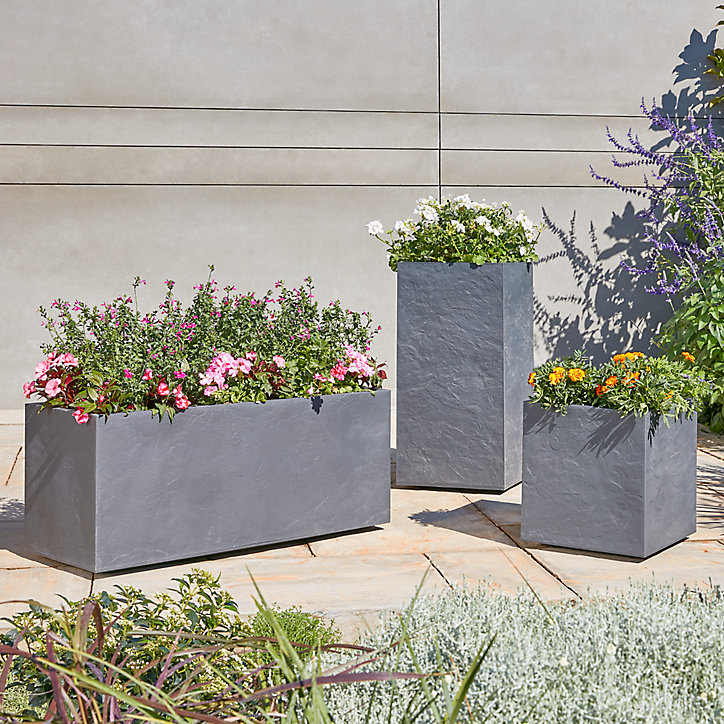 Jardinière plastique Volcania gris foncé 100 x 38,7 x h. 43 cm