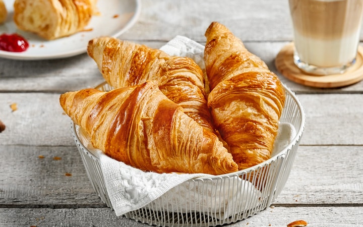 Original französische Buttercroissants zum Selberbacken (10462) | online bestellen!