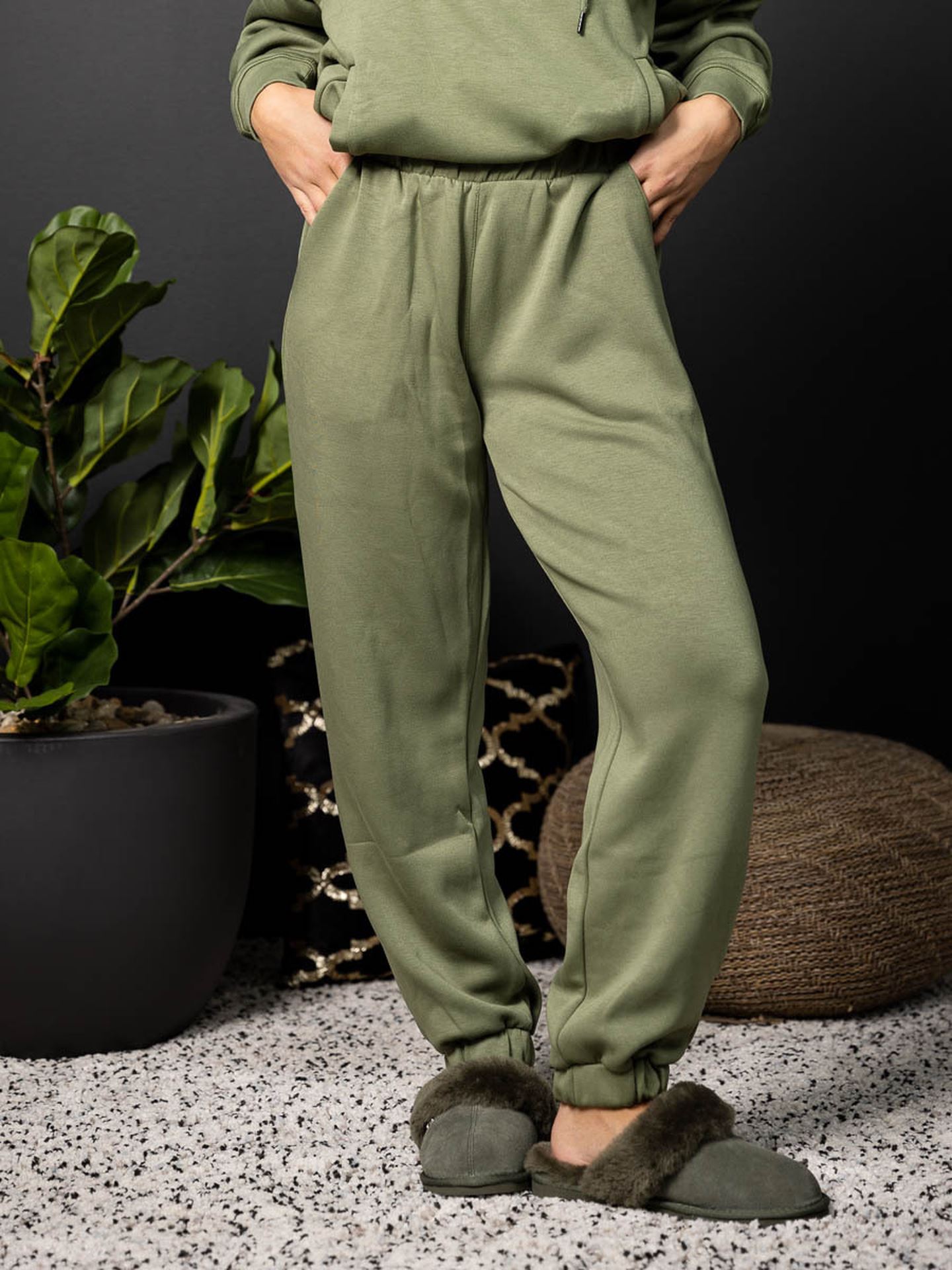 Ima Q Sweat Pants
