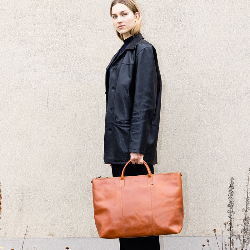 Weekender Brown