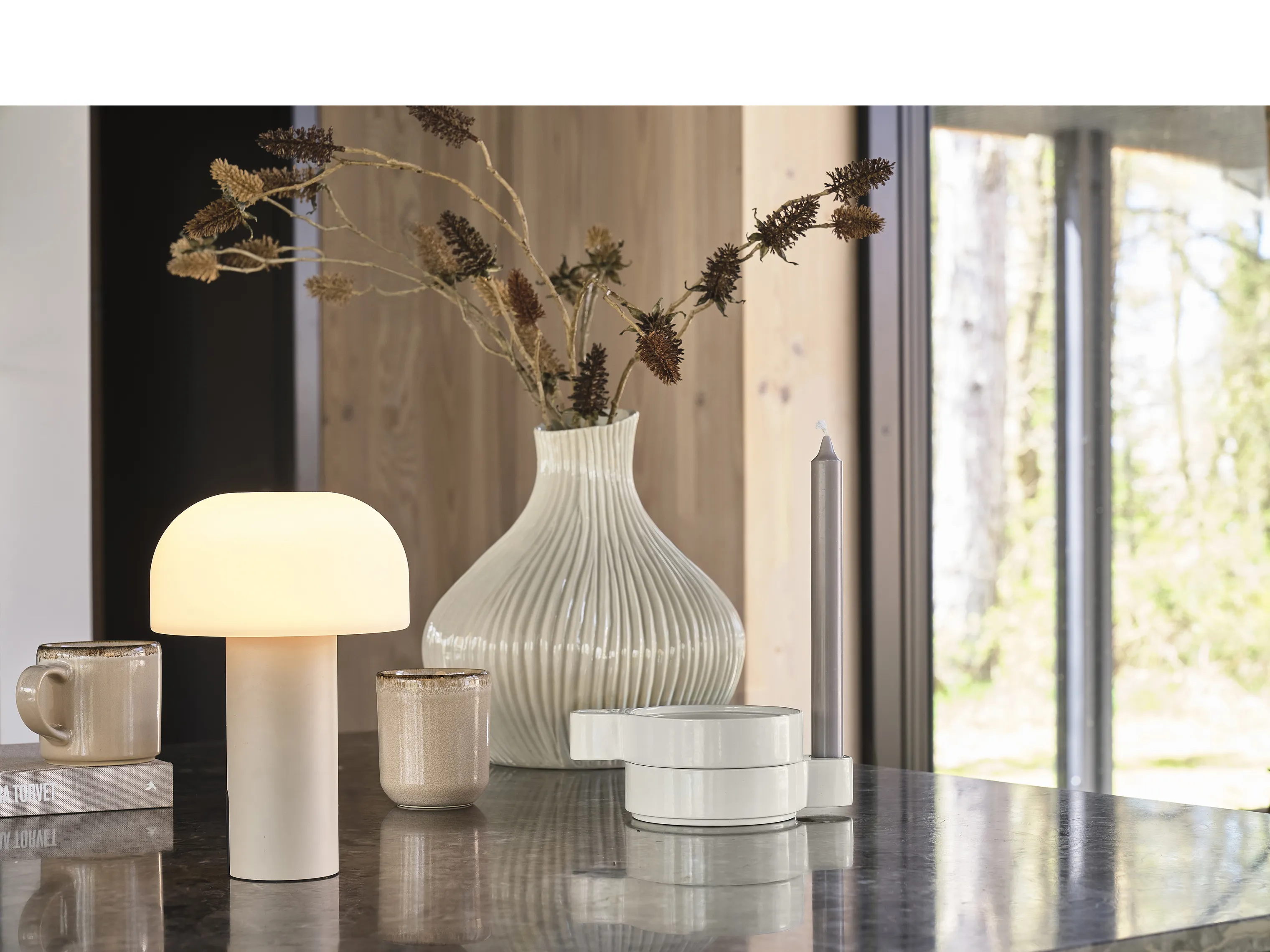 Villa Collection Eik Vase