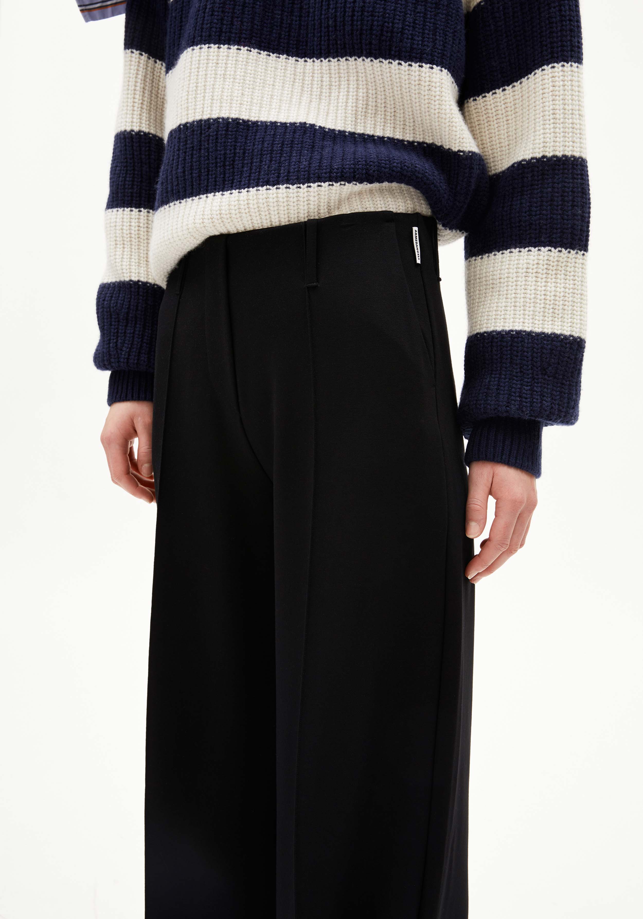 Armedangels Hose Maevaa Black