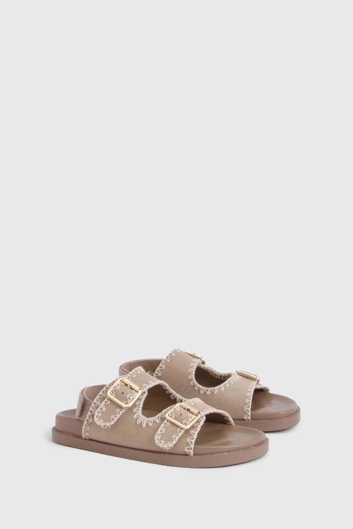 boohoo Sandales En Synthétique À Coutures Contrastées Coupe Large