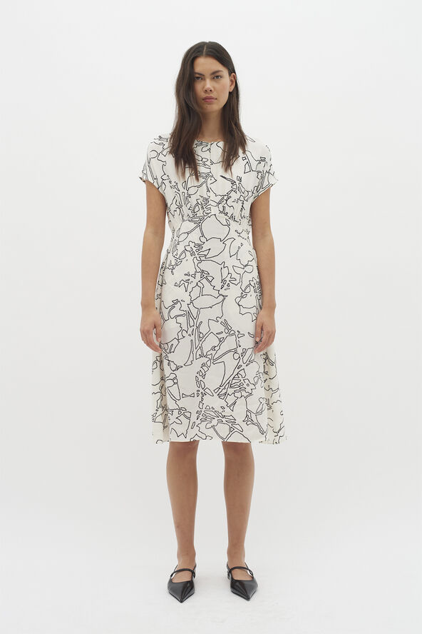 InWear BaitiIW Dress Noncolor silhuette lines