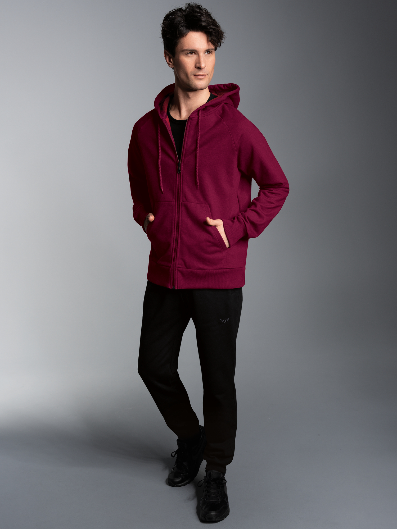 Jogginganzug mit Kapuze und ReißverschlussChianti-melange