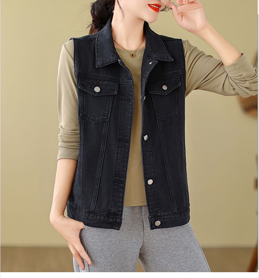 Frigga - Gewassen denim vest met knoopjes