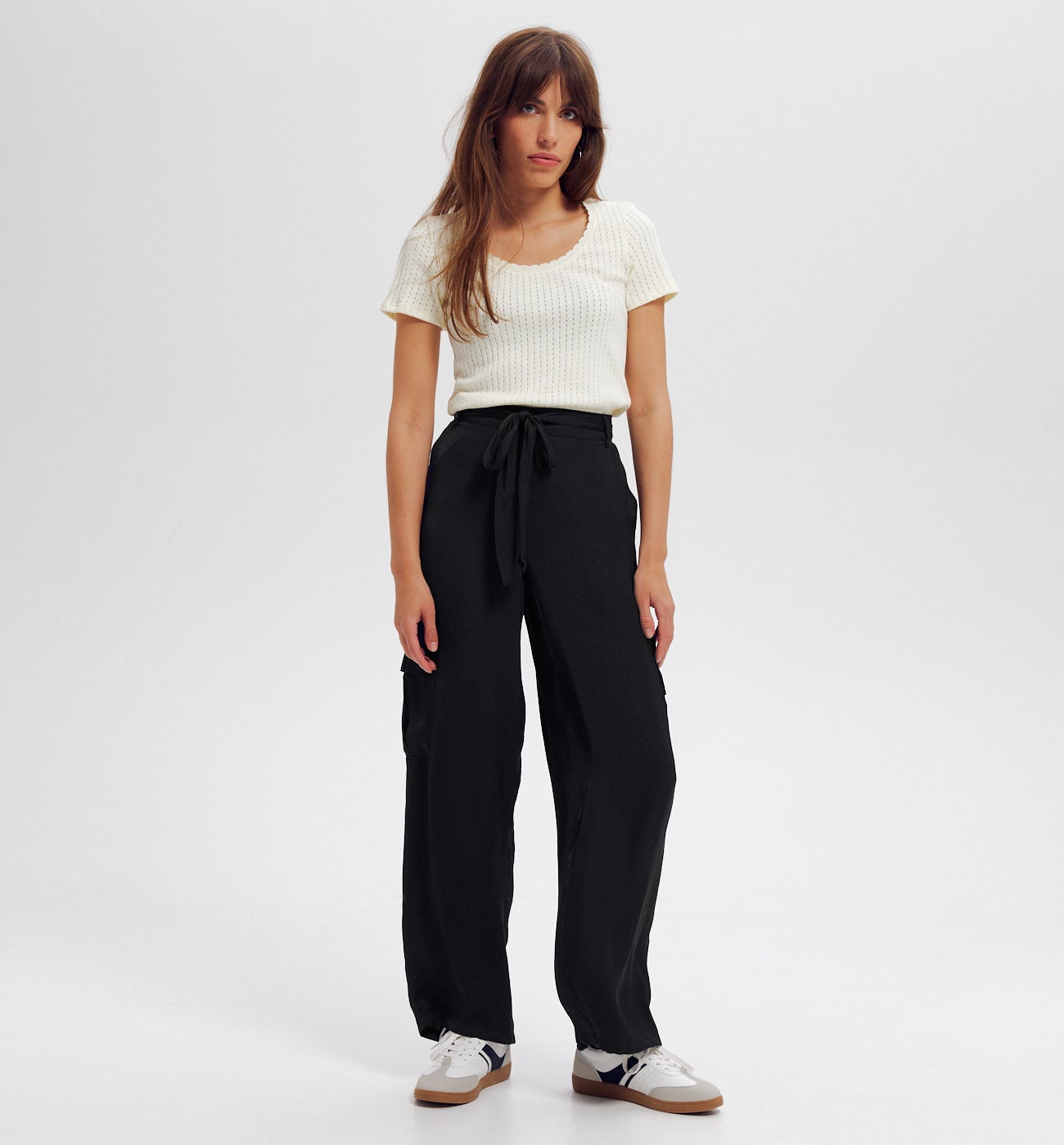Pantalon cargo en satin Femme - Noir