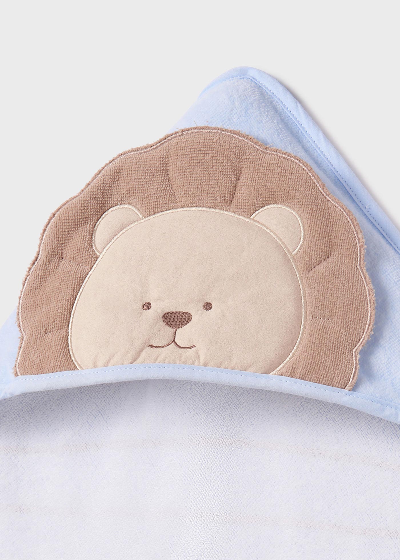 Toalha de algodão Better Cotton com estampa de animais para bebês