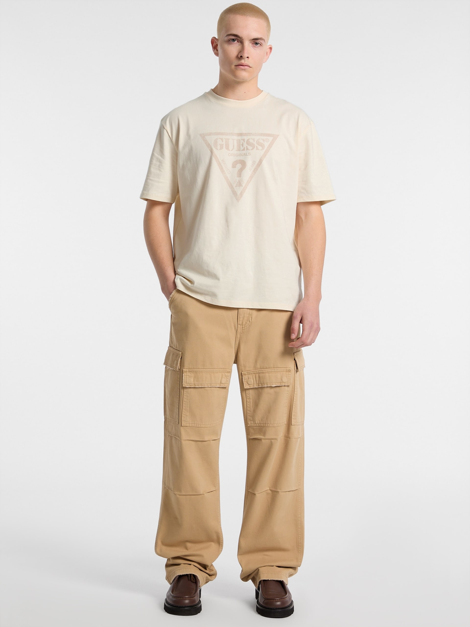 Camiseta GUESS Originals Eco Vintage Triangle