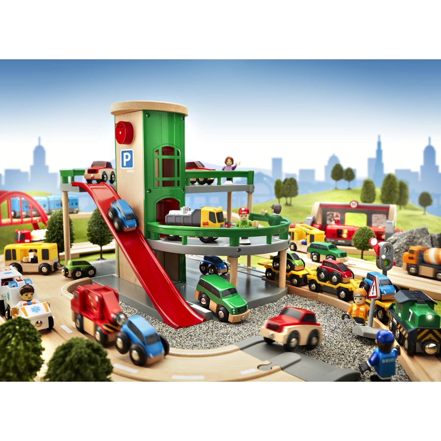 BRIO® Parkhaus Straßen und Schienen