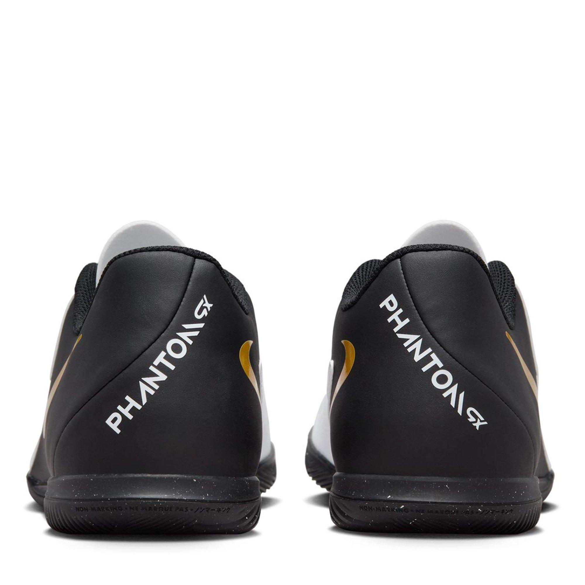 Nike Phantom GX 2 Club Indoor Court Football Boots