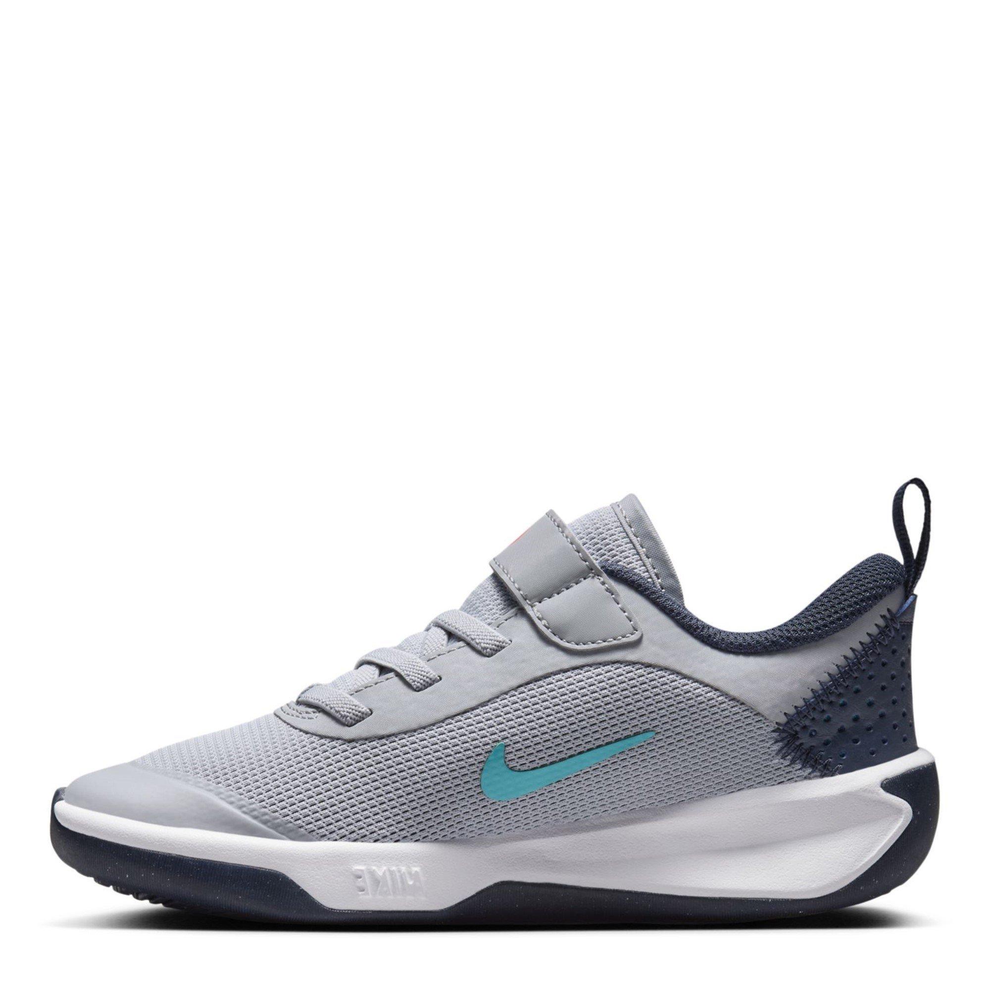 Nike Omni Multi Court Shoe