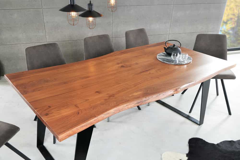Massivholz Esstisch ORGANIC ARTWORK 180cm Akazie Industrial Design Eisengestell Baumkante