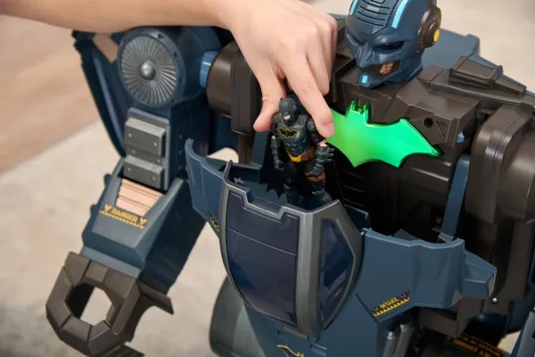 Batman Mech 3in1 Vehicle Transforming Playset