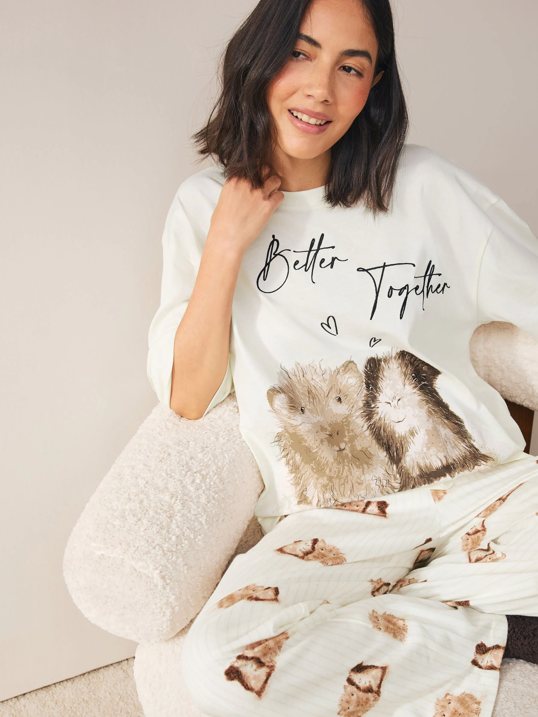 Crème met cavia - Tricot pyjama met korte mouwen