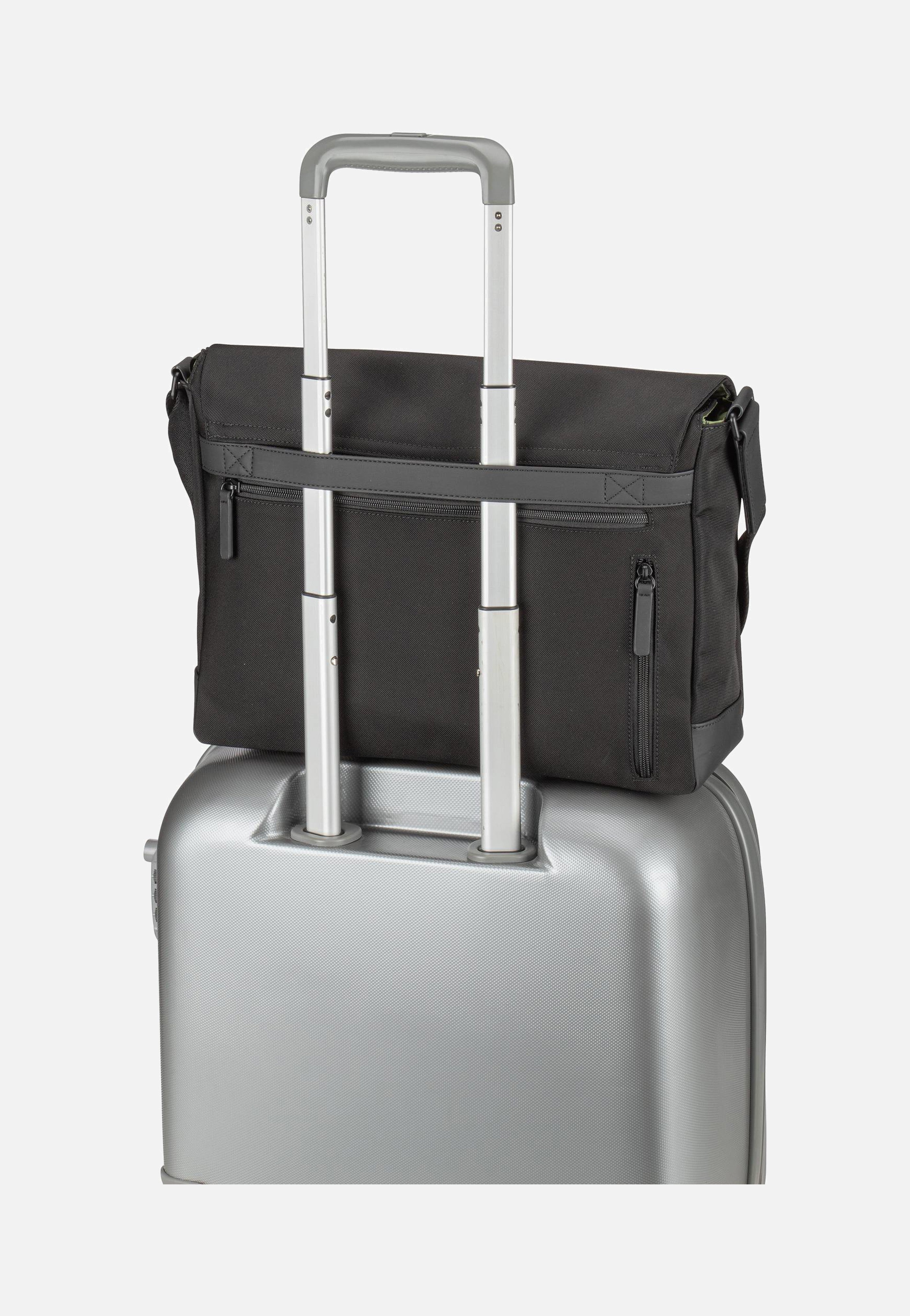 Tallinn Flap L Black - Messenger Bag