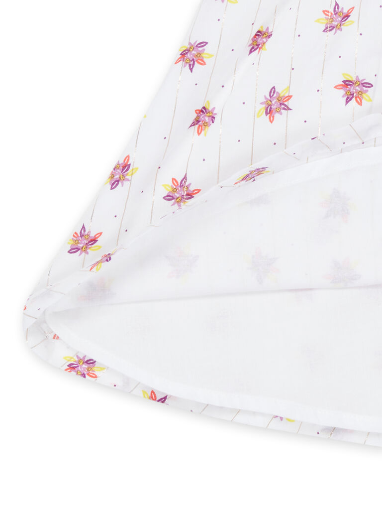 Robe blanche sans manches à imprimé fantaisie
