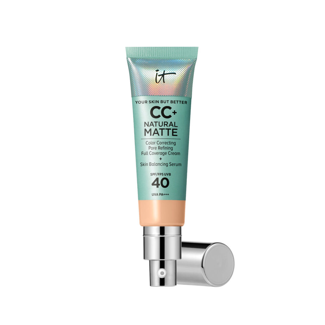 IT COSMETICS Your Skin But Better CC+ Natural Matte SPF40