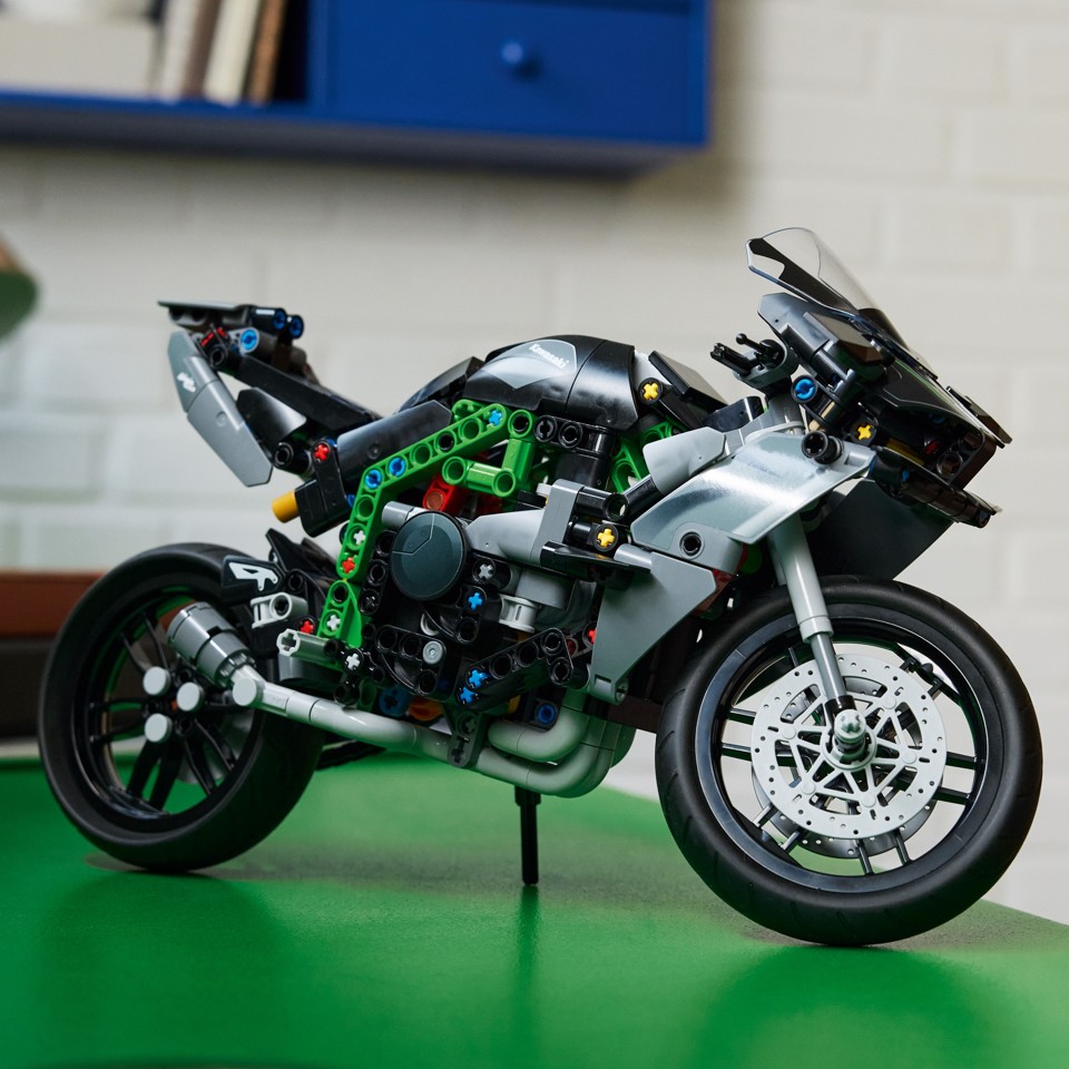 LEGO Technic - Kawasaki Ninja H2R-motorcykel (42170)