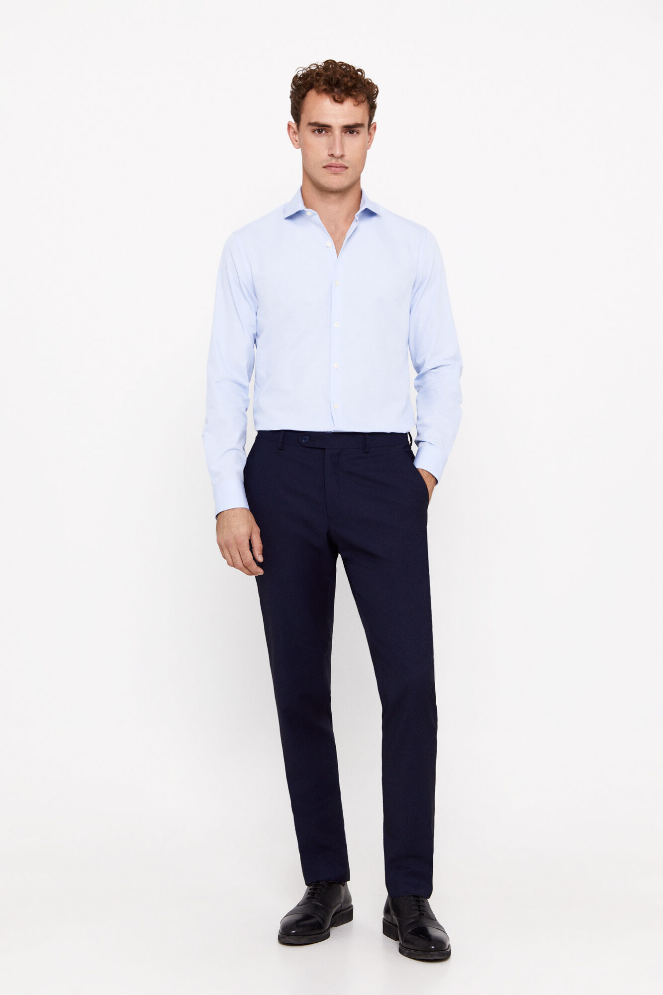 Camisa social slim fit estilo otomano de fácil aparar