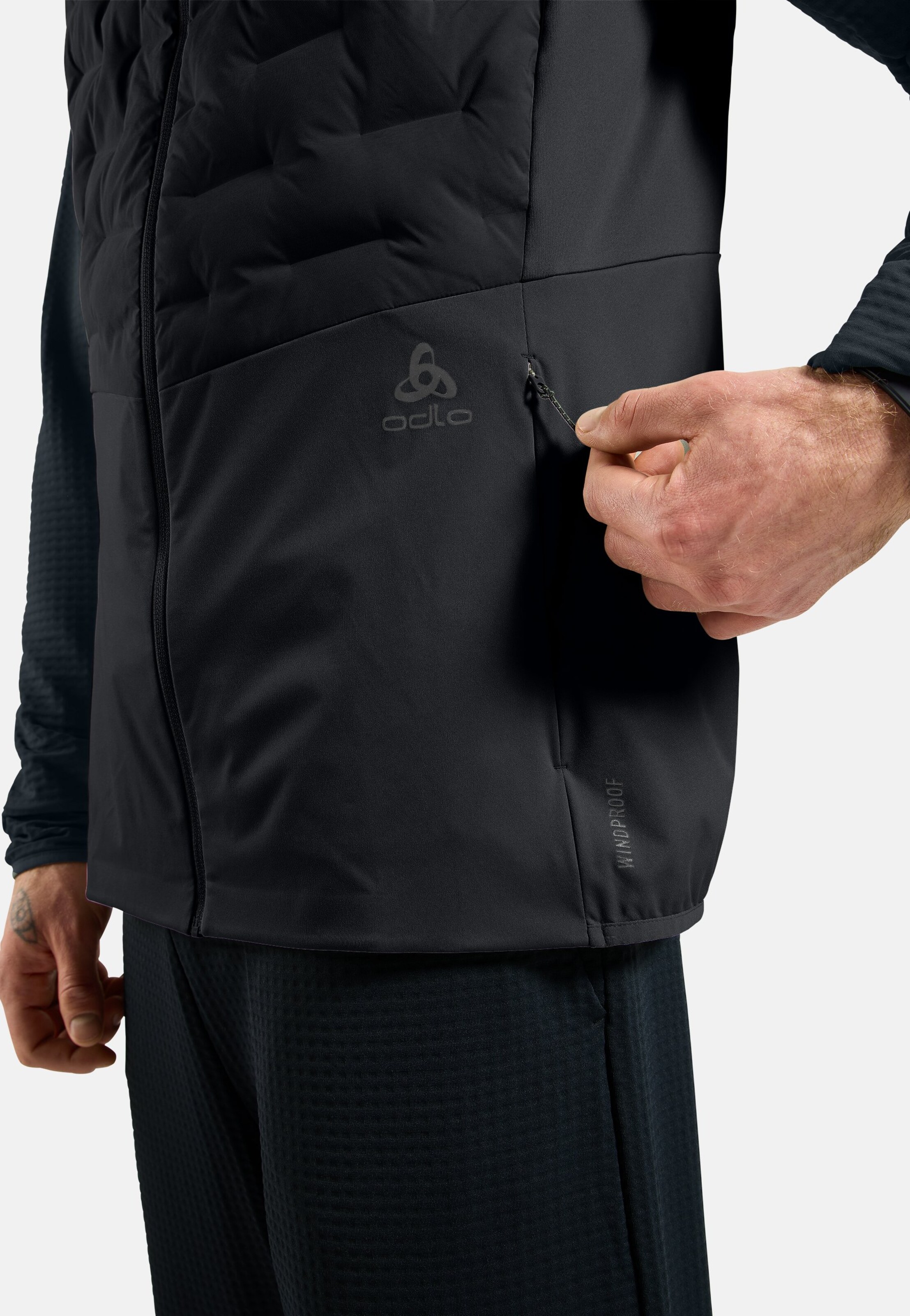 Zeroweight Insulator Laufweste in black - black