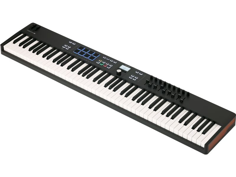 Arturia Keyboard Controller KeyLab Essential 88 MK3 Schwarz Universeller Midi-Controller in voller Grösse