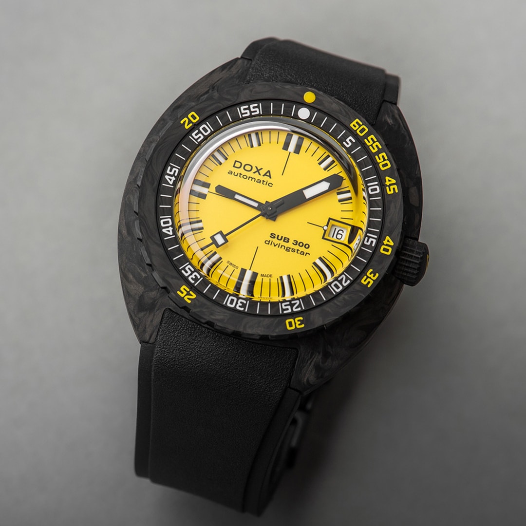 Doxa SUB 300 Carbon Divingstar
