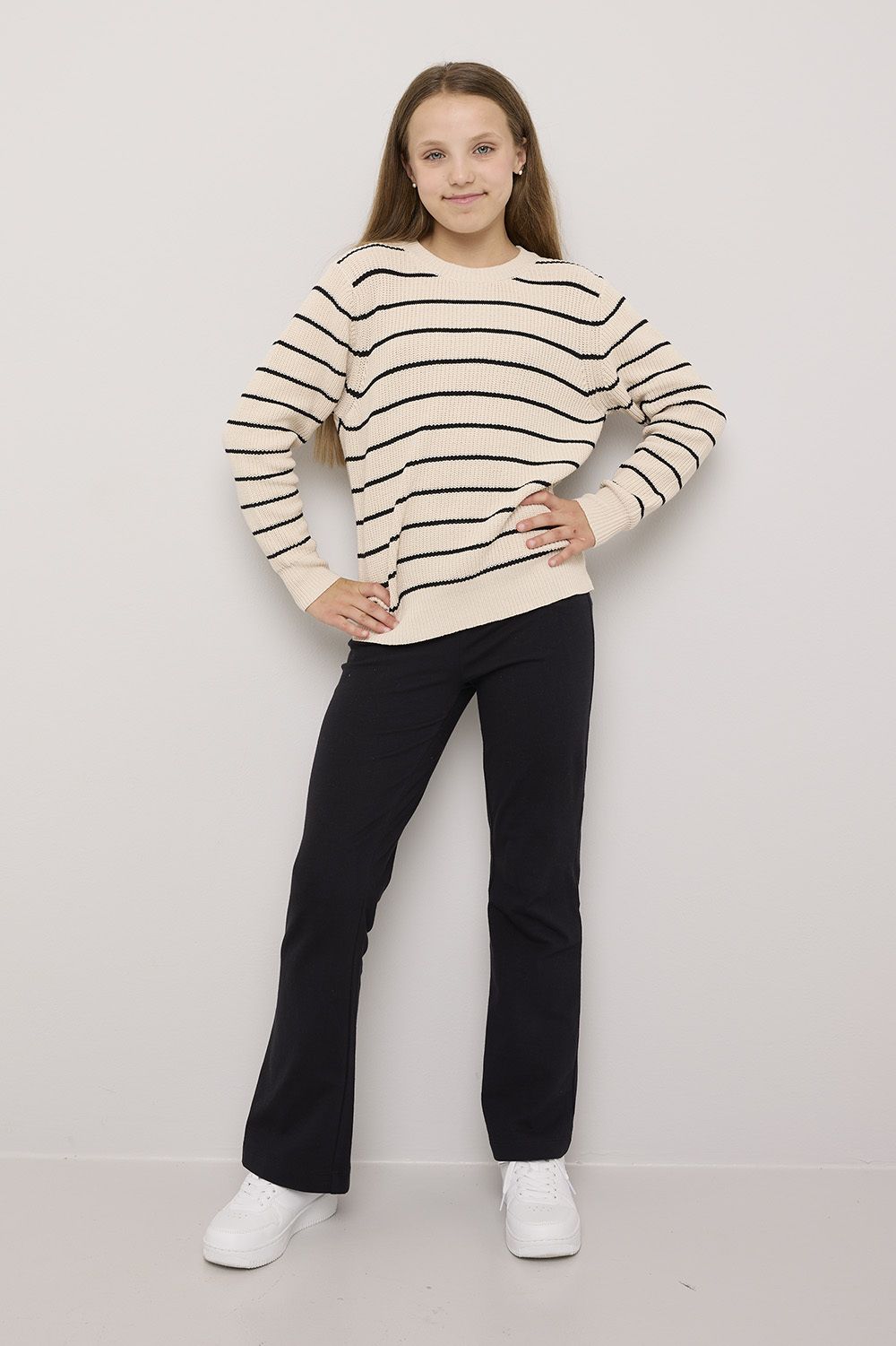 Oversized strikkegenser jente